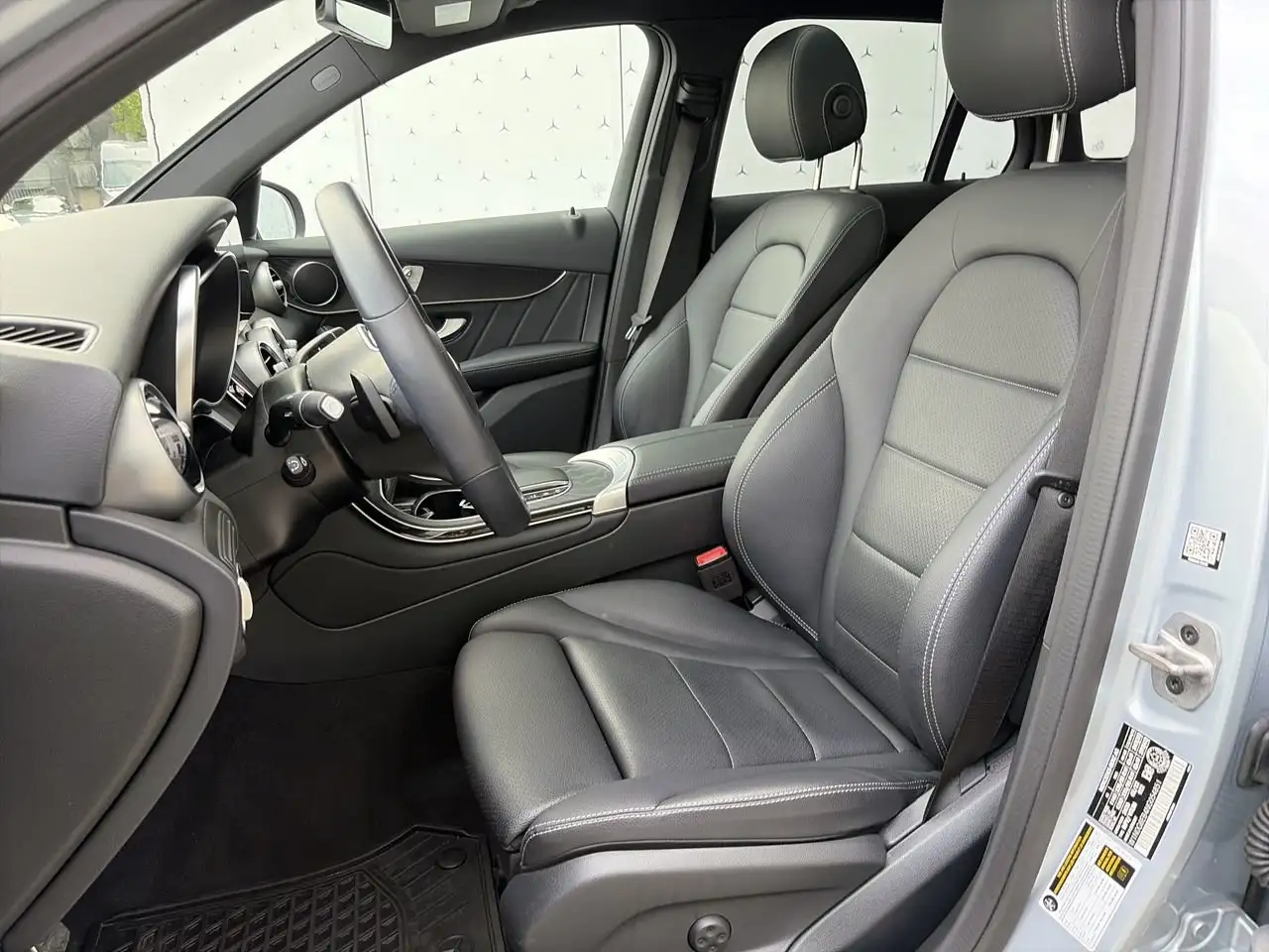 Mercedes-Benz GLC - Image 19