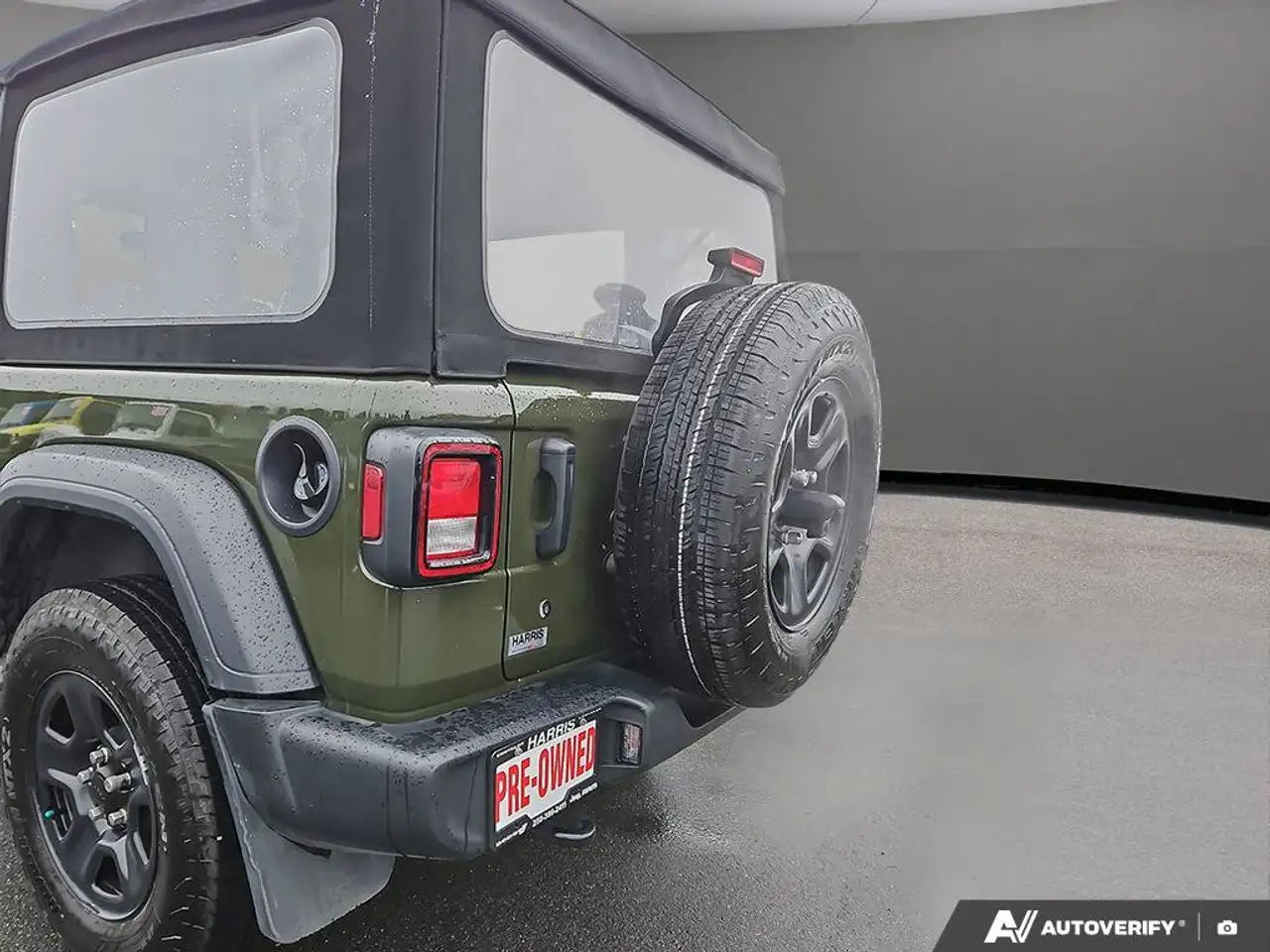 Jeep Wrangler - Image 11