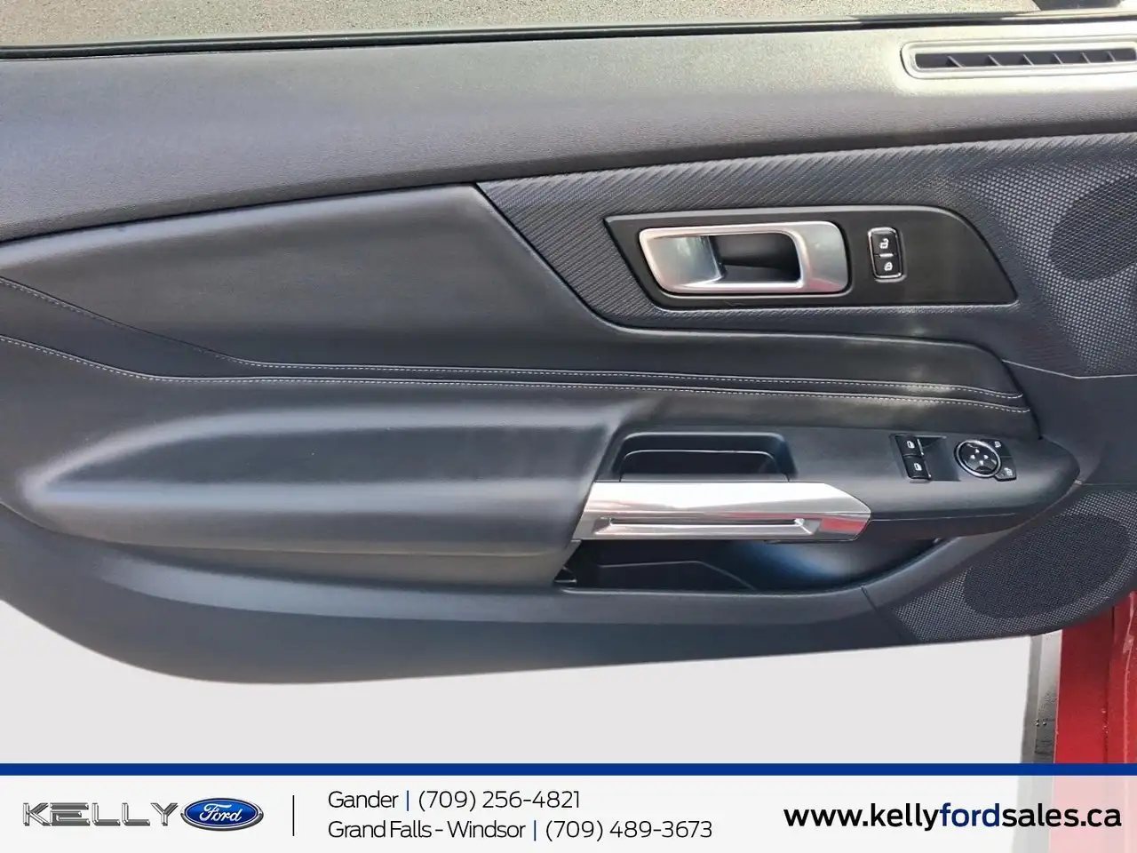 Ford Mustang - Image 11