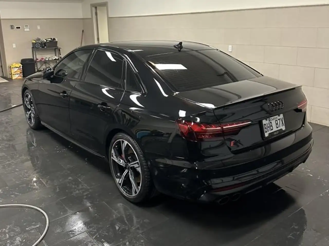 Audi S4 - Image 3