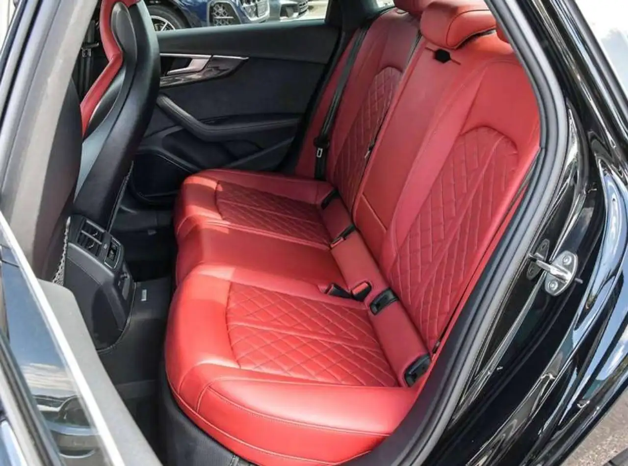 Audi S4 - Image 10