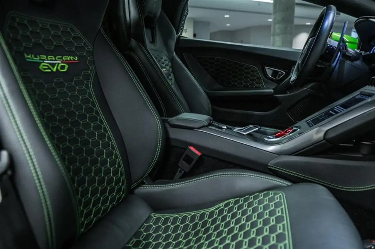 Lamborghini Huracán - Image 28