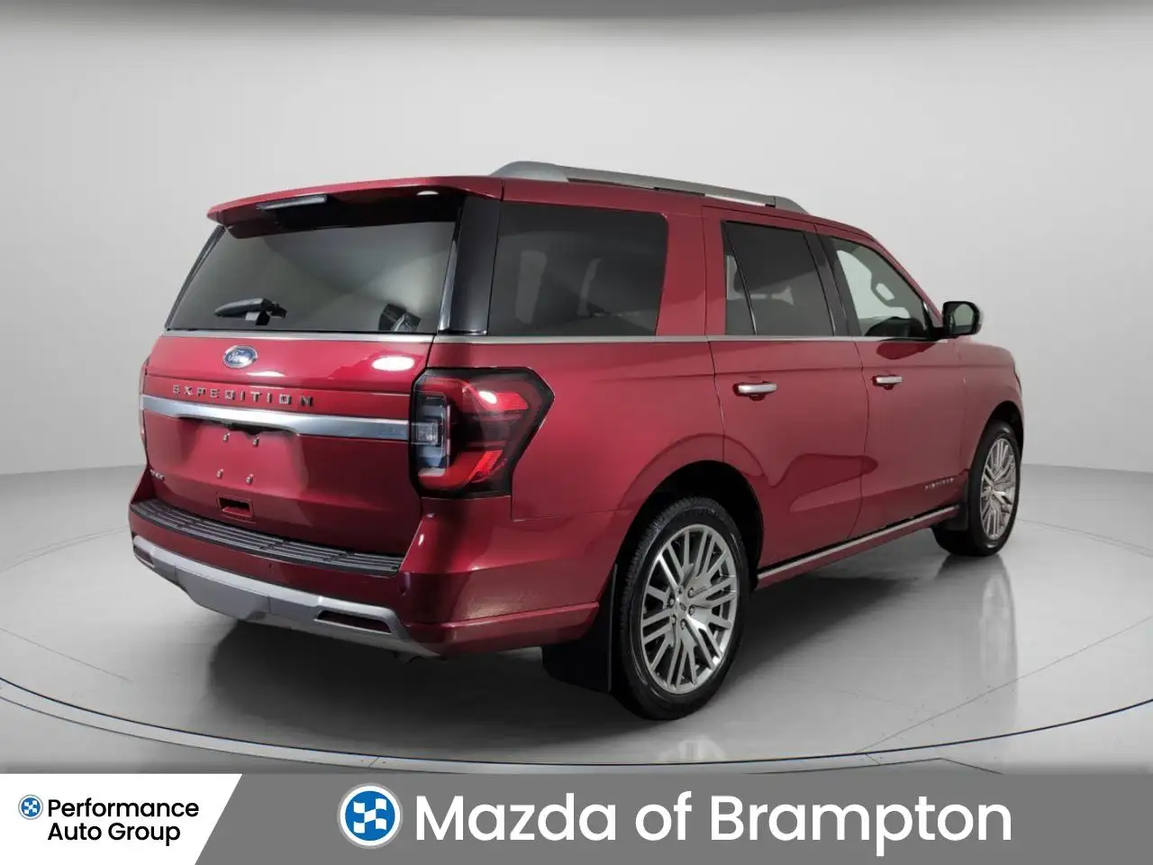 Ford Expedition - Image 5