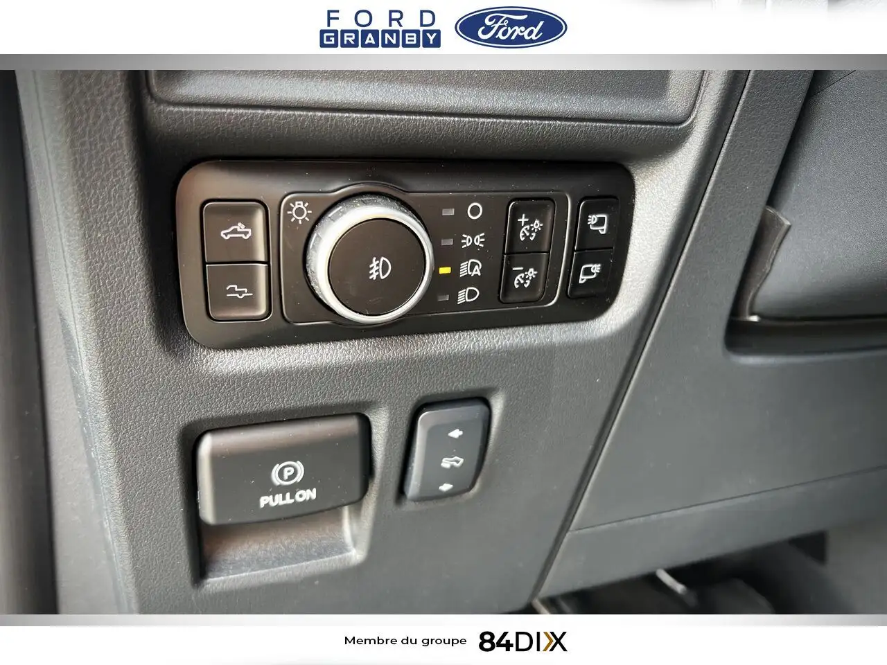 Ford F-150 - Image 24