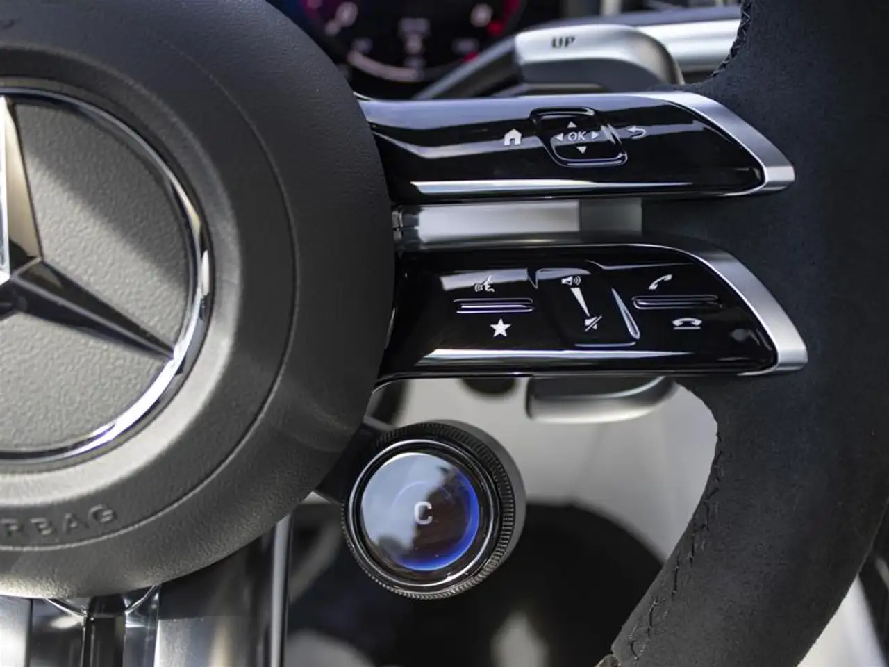 Mercedes-Benz AMG GT - Image 17