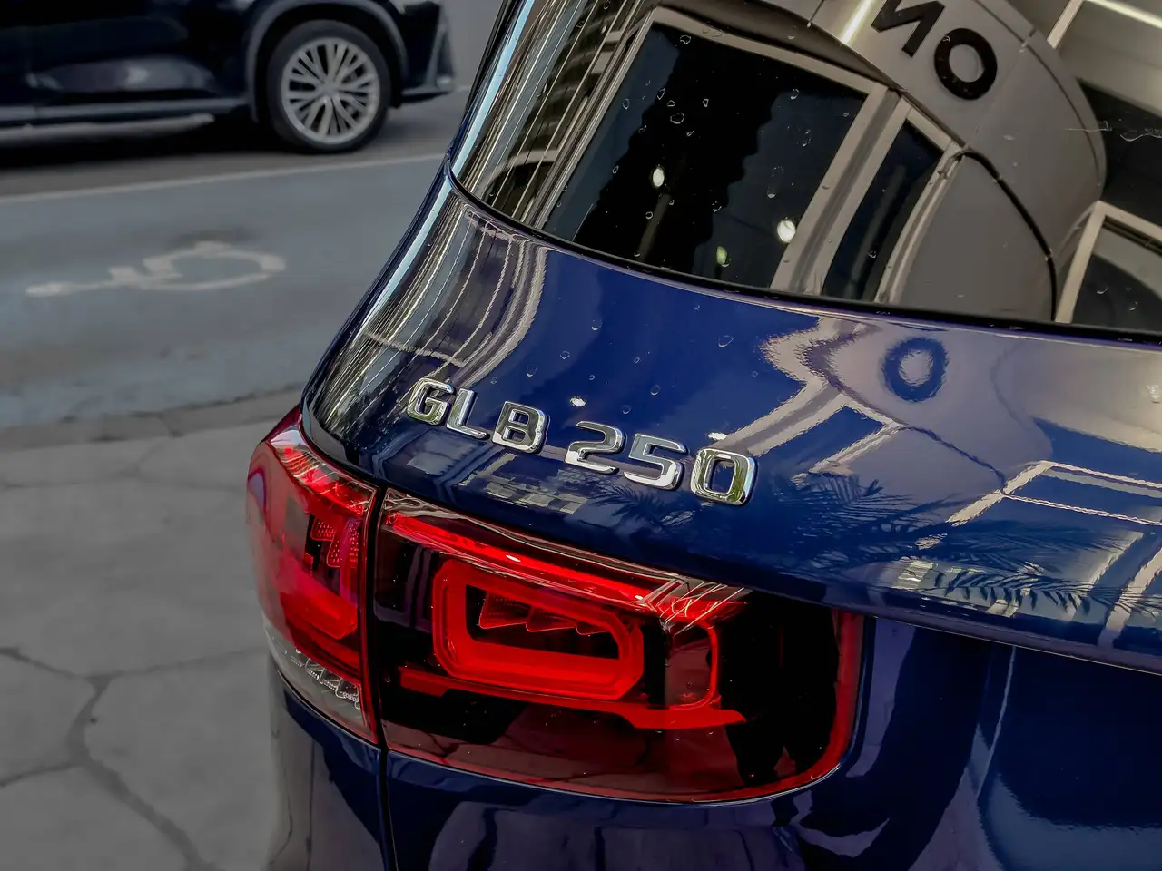 Mercedes-Benz GLB - Image 8