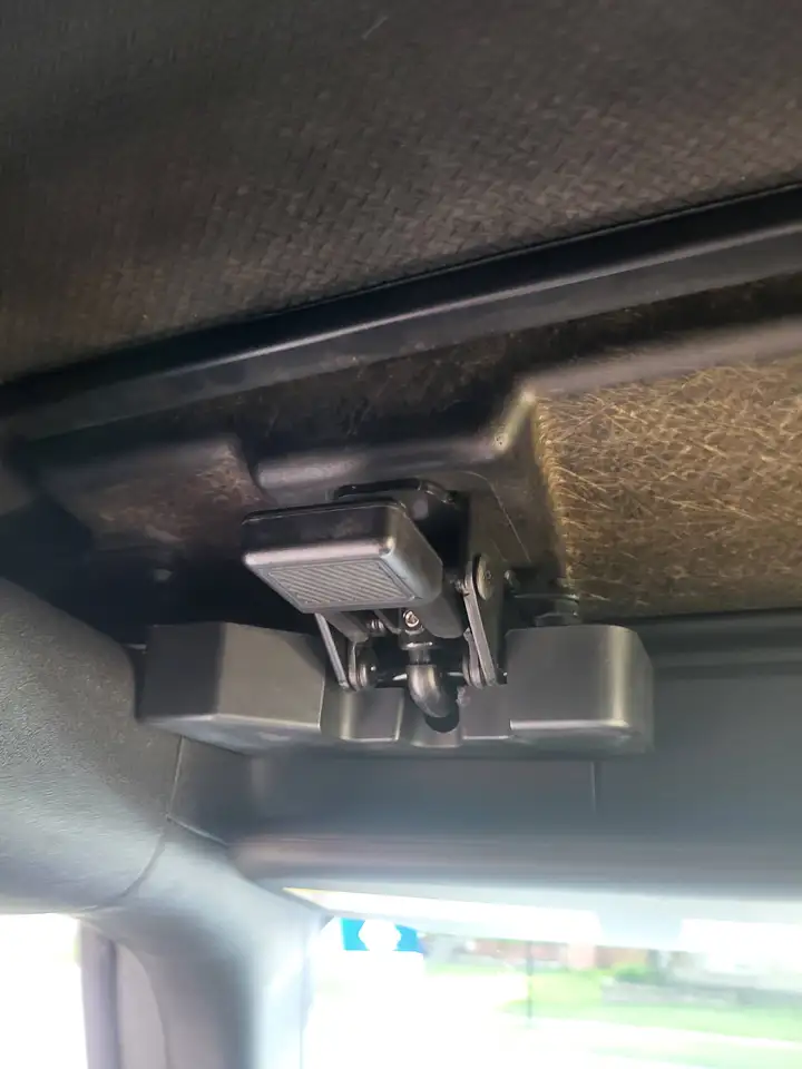 Ford Bronco - Image 23