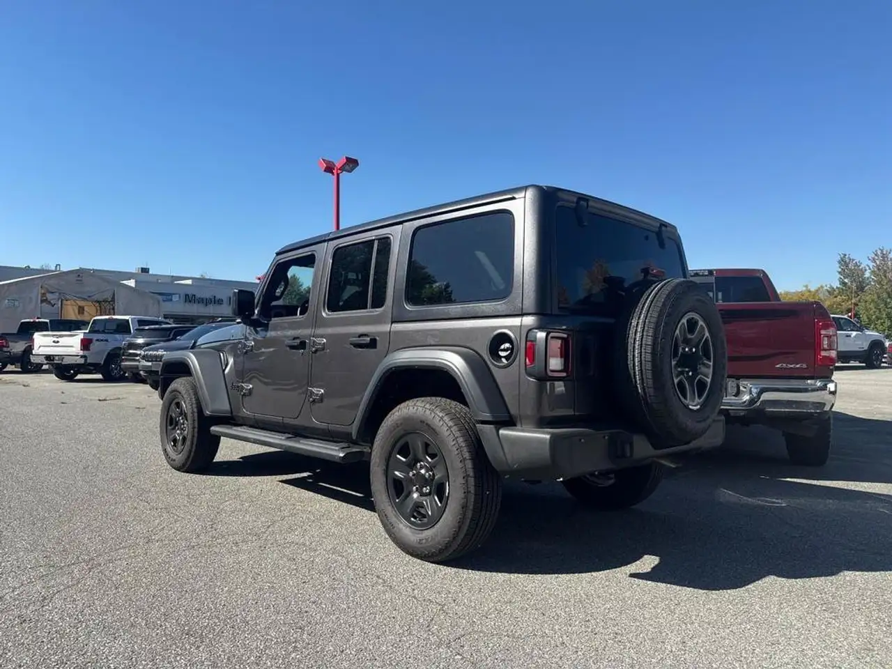 Jeep Wrangler - Image 5