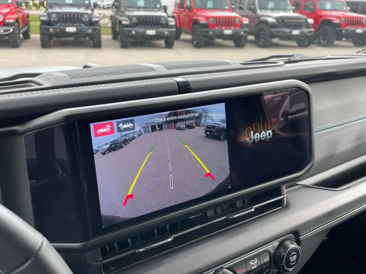 Jeep Wrangler - Image 20