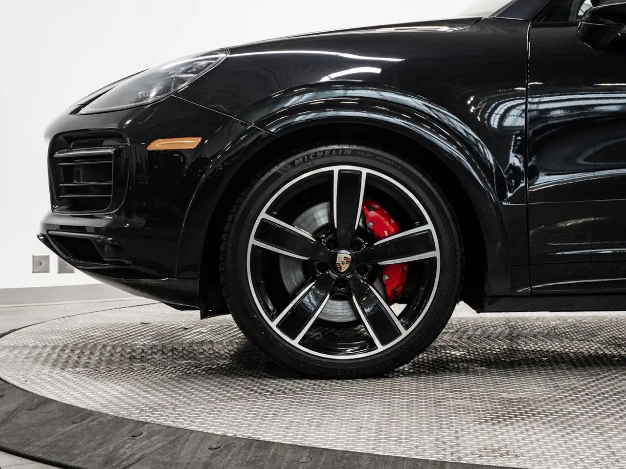 Porsche Cayenne - Image 9