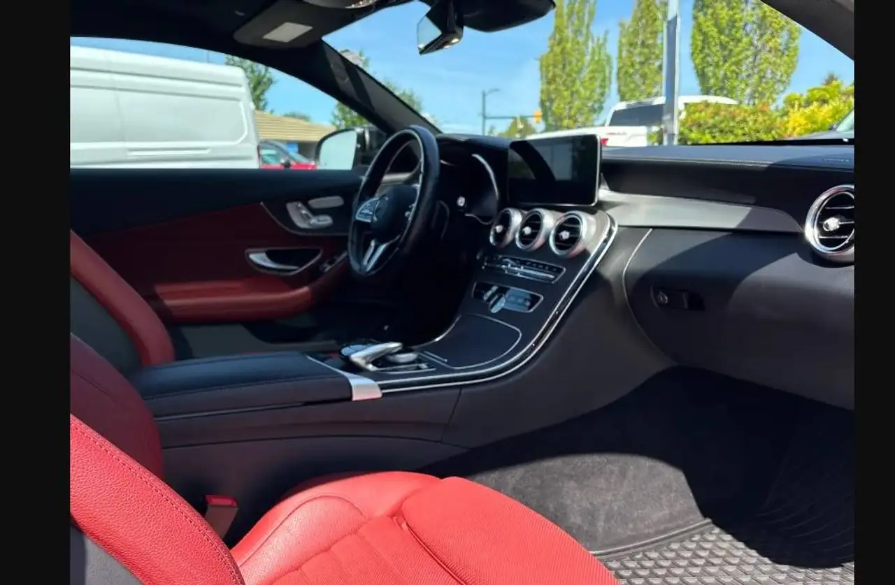 Mercedes-Benz C-Class - Image 11