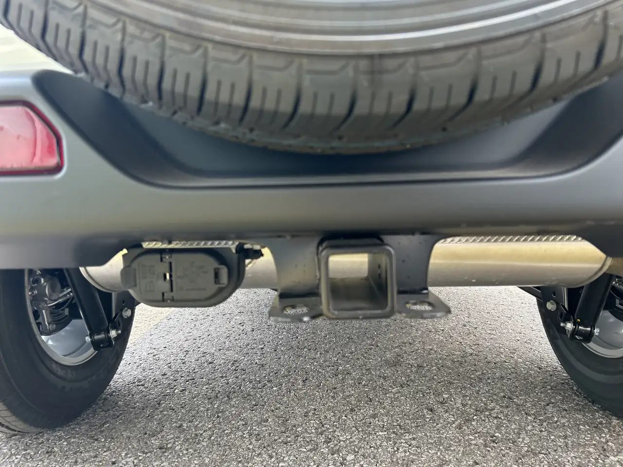 Jeep Wrangler - Image 11