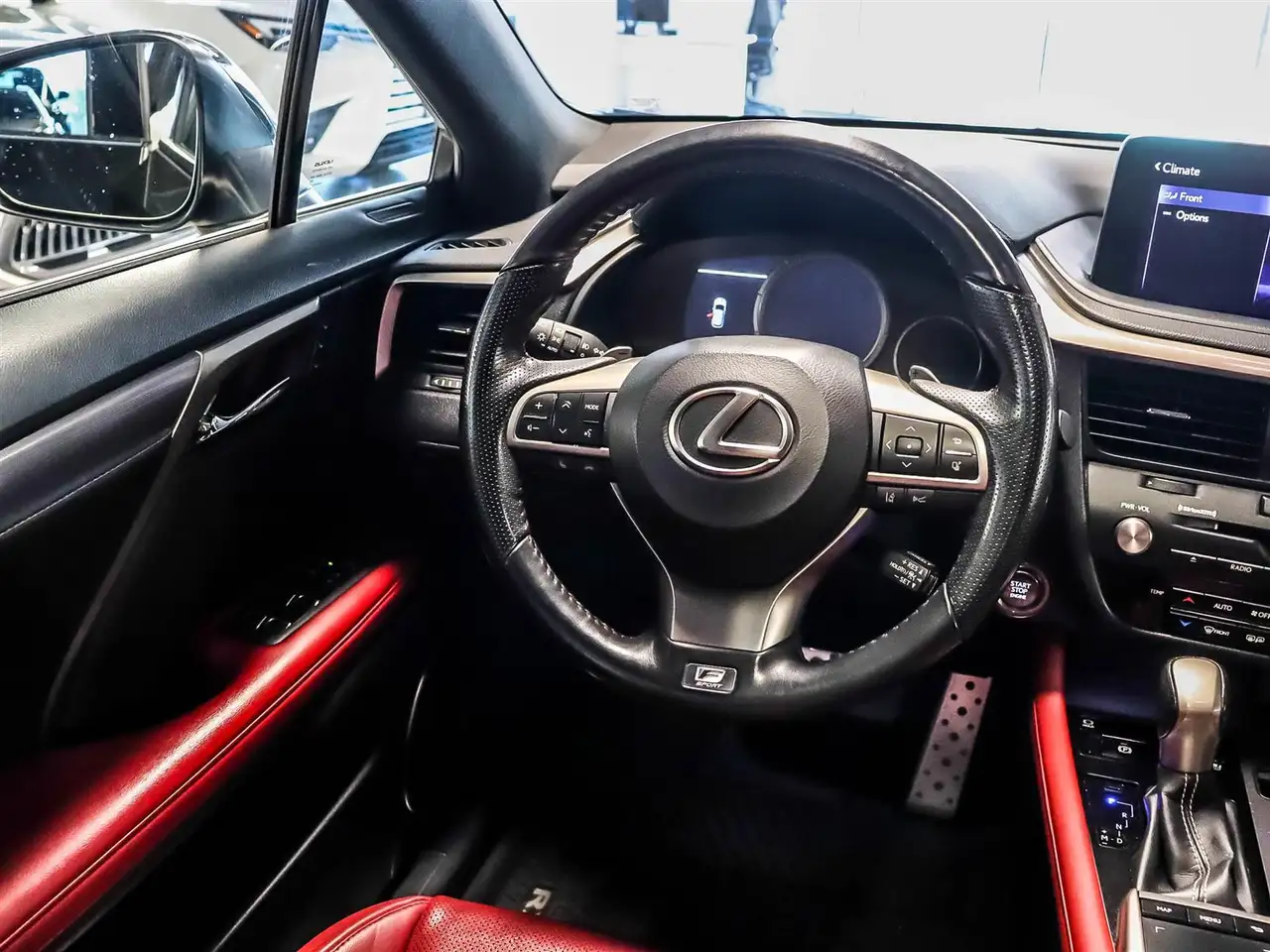 Lexus RX - Image 9