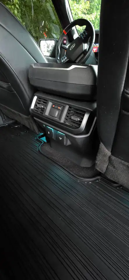 Ford F-150 - Image 32