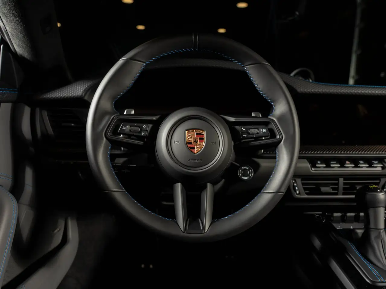 Porsche 911 - Image 13