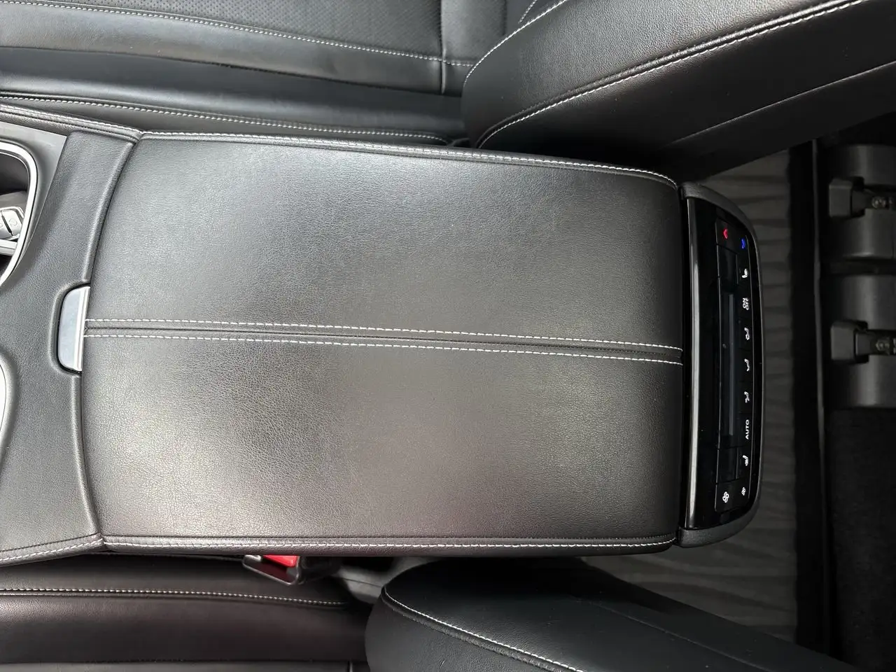 Infiniti QX60 - Image 29