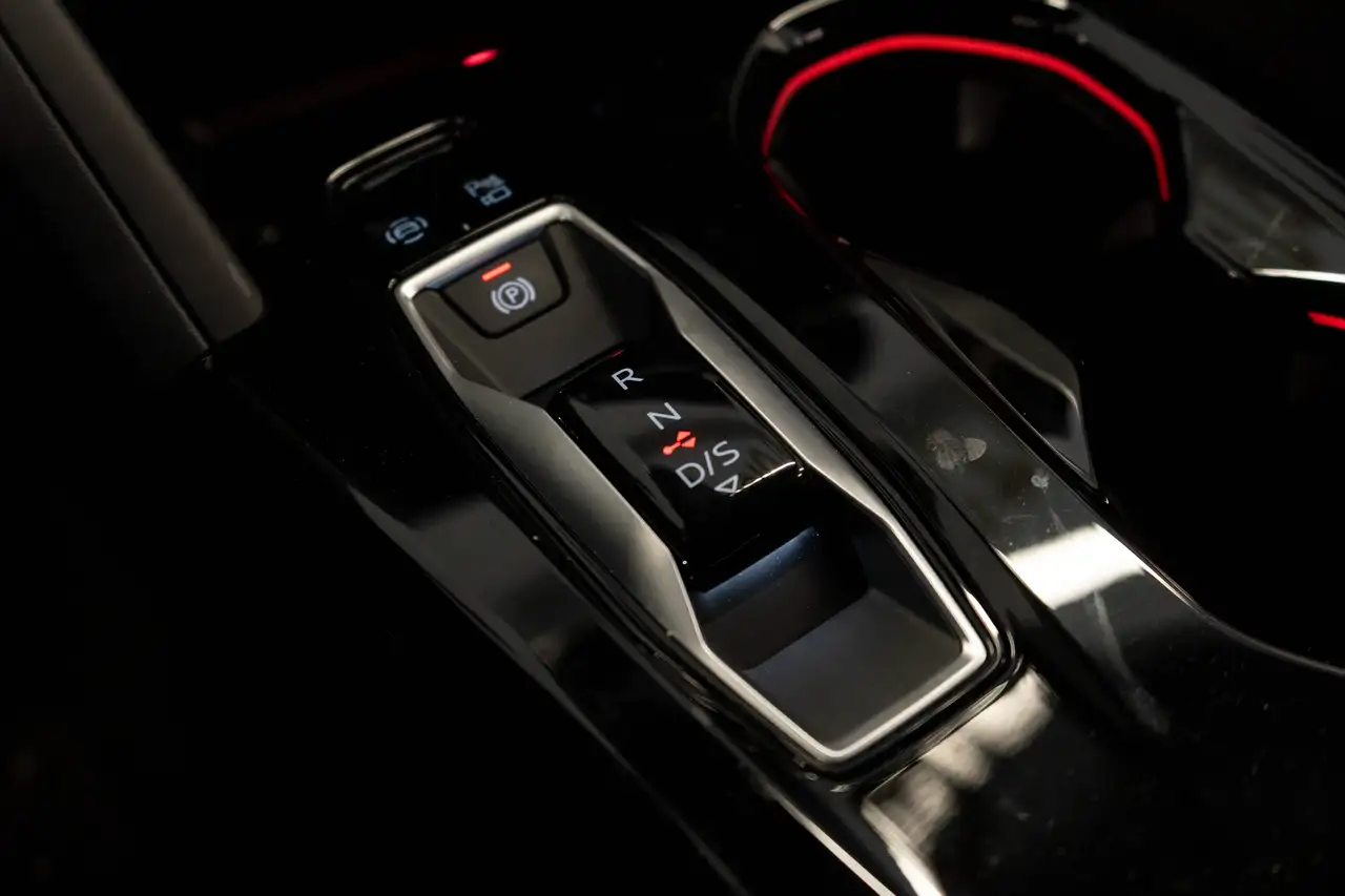 Audi Q5 - Image 23