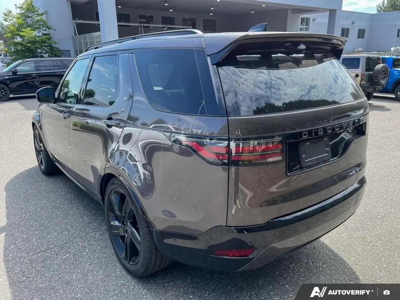 Land Rover Discovery - Image 9