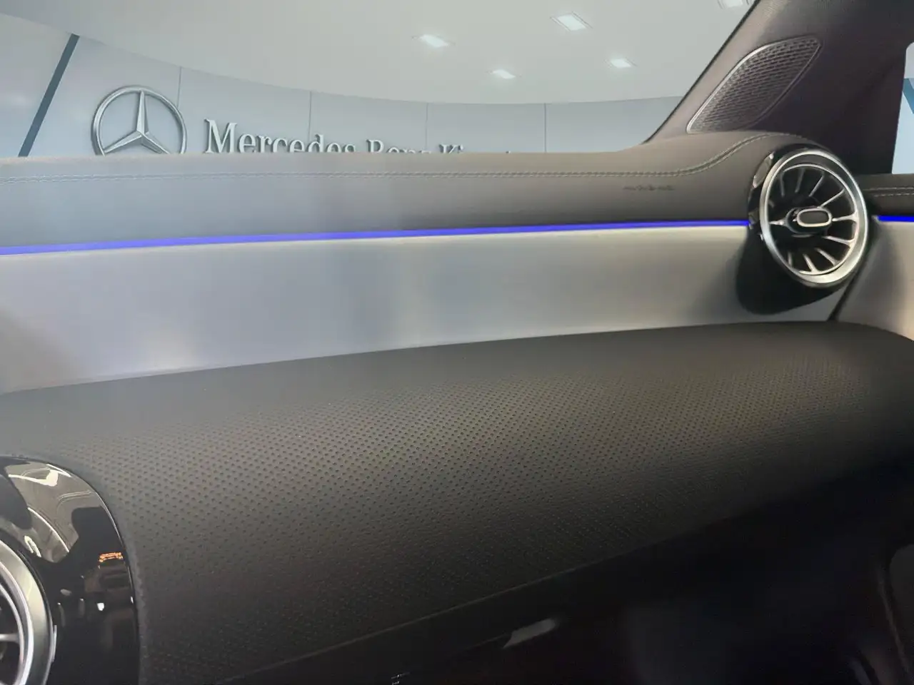 Mercedes-Benz CLA - Image 17