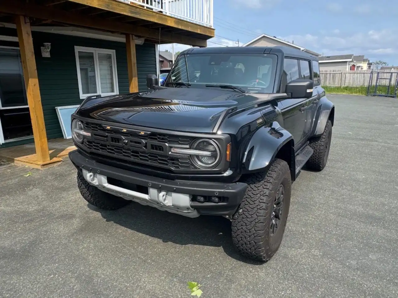 Ford Bronco - Image 4