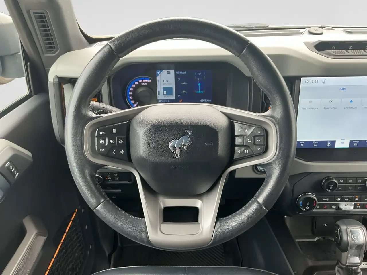 Ford Bronco - Image 11