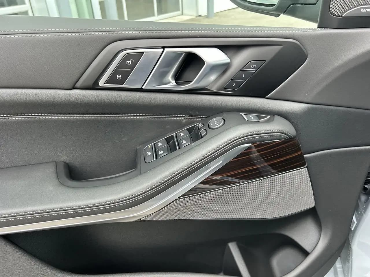 BMW X5 - Image 21