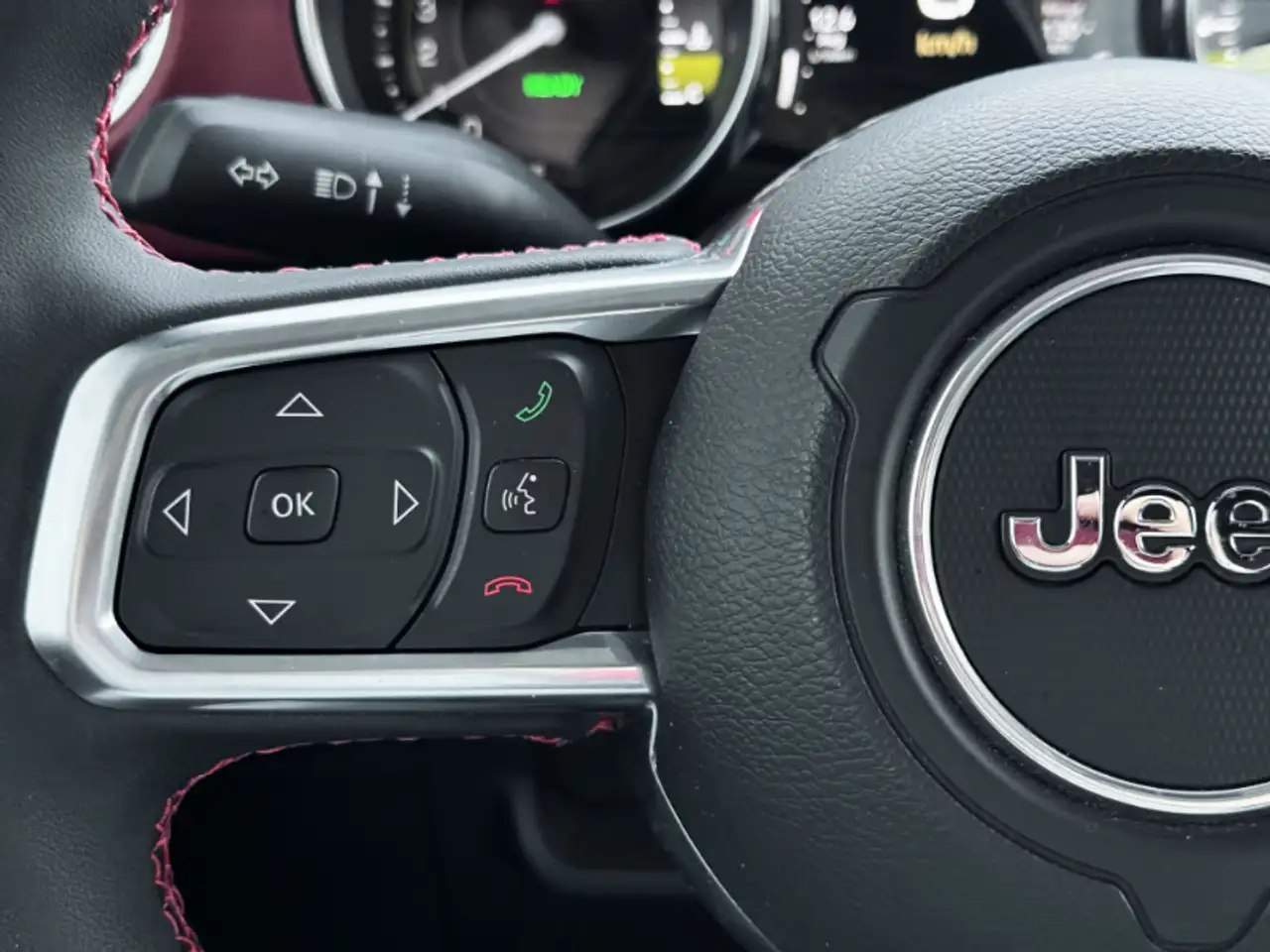 Jeep Wrangler - Image 11