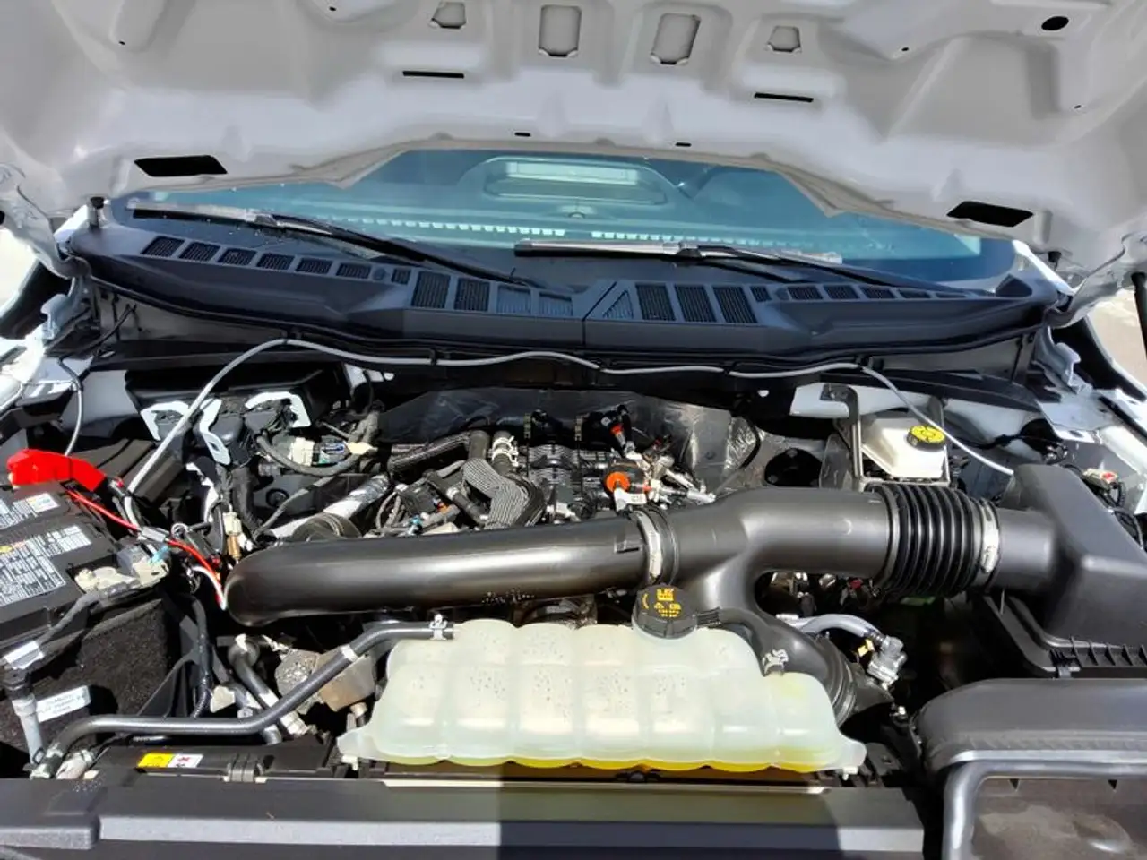 Ford F-150 - Image 20