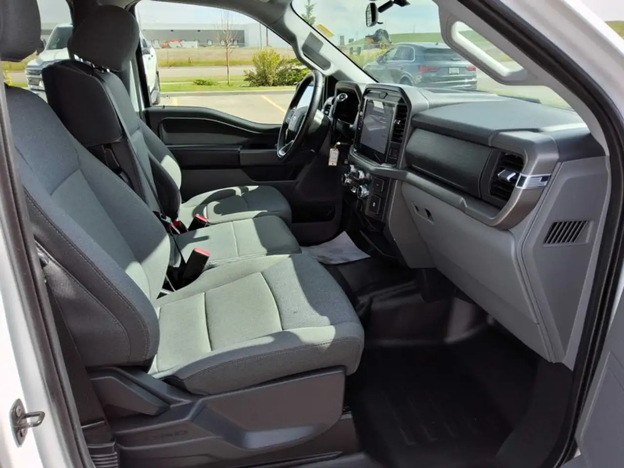 Ford F-150 - Image 17