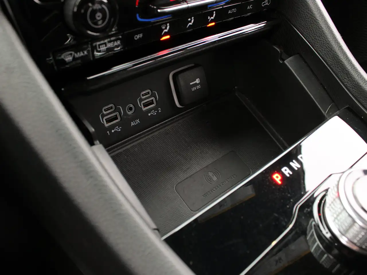 Jeep Grand Cherokee - Image 25