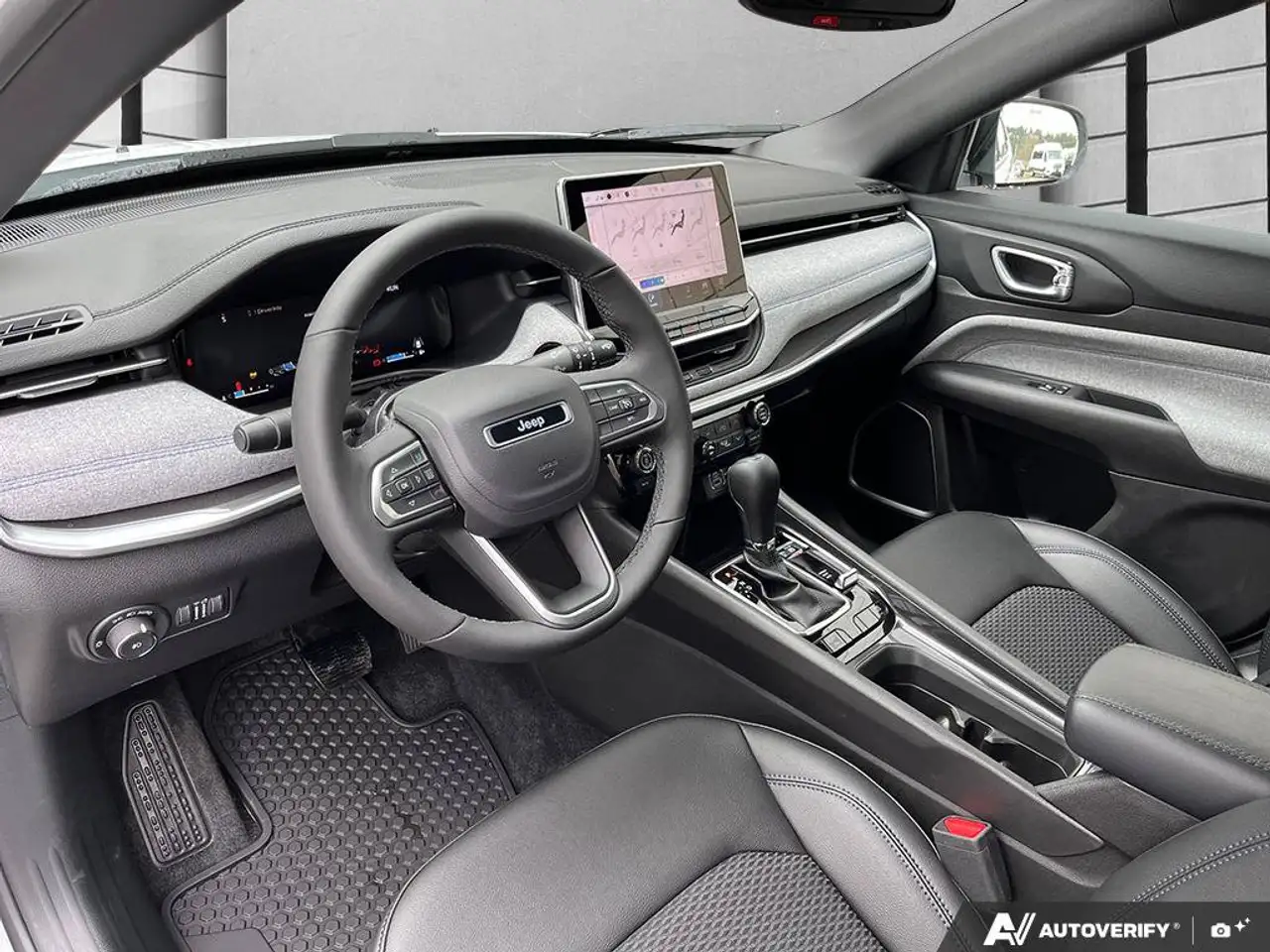 Jeep Compass - Image 13