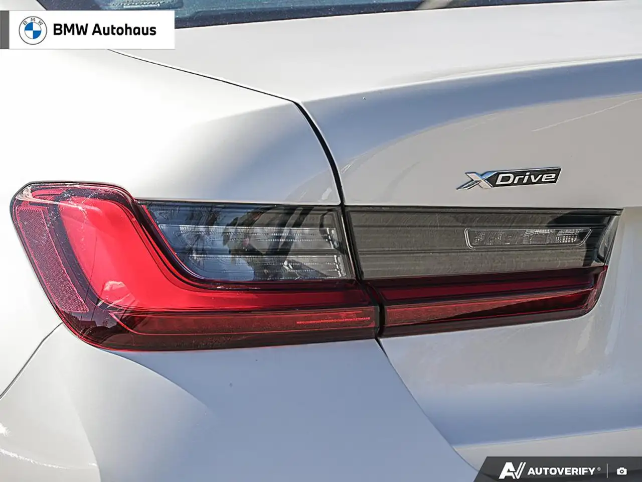 BMW 3 Series - Image 12