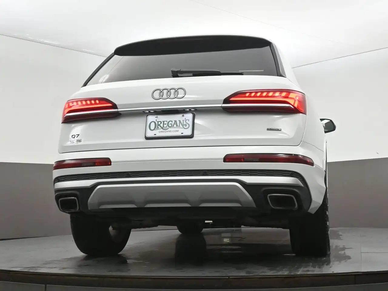 Audi Q7 - Image 49