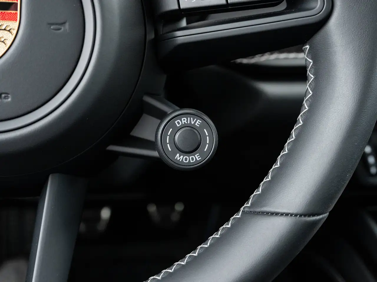 Porsche 911 - Image 20