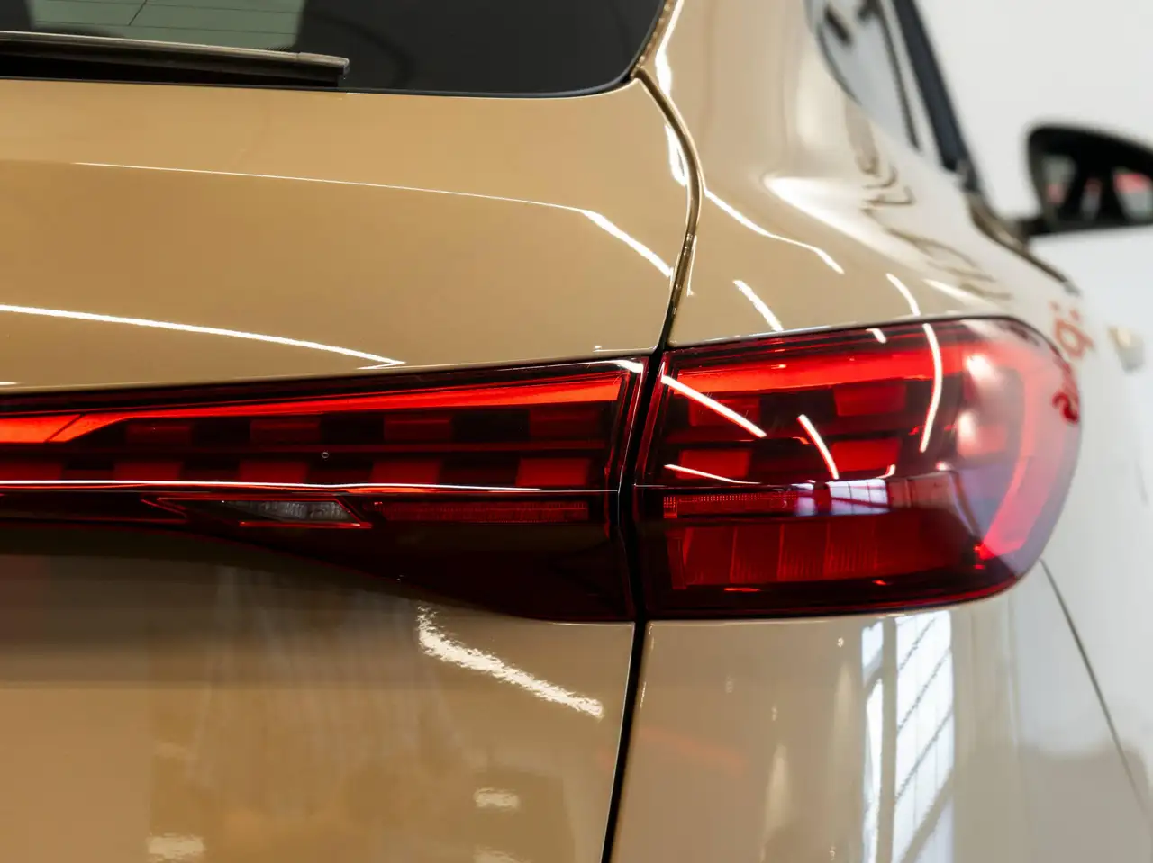 Audi Q5 - Image 28