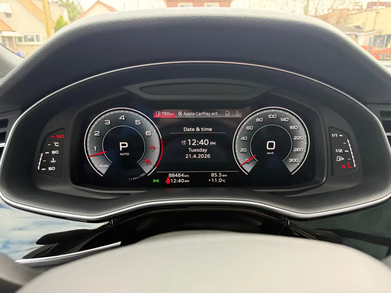 Audi Q7 - Image 15