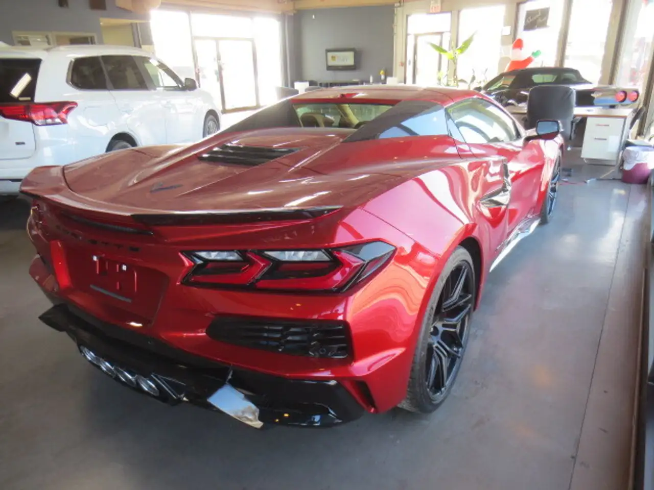 Chevrolet Corvette - Image 6