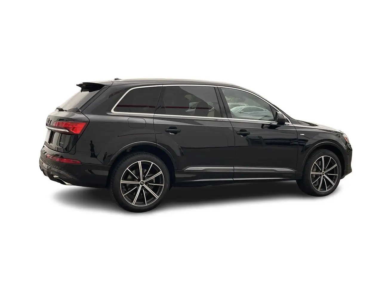 Audi Q7 - Image 2