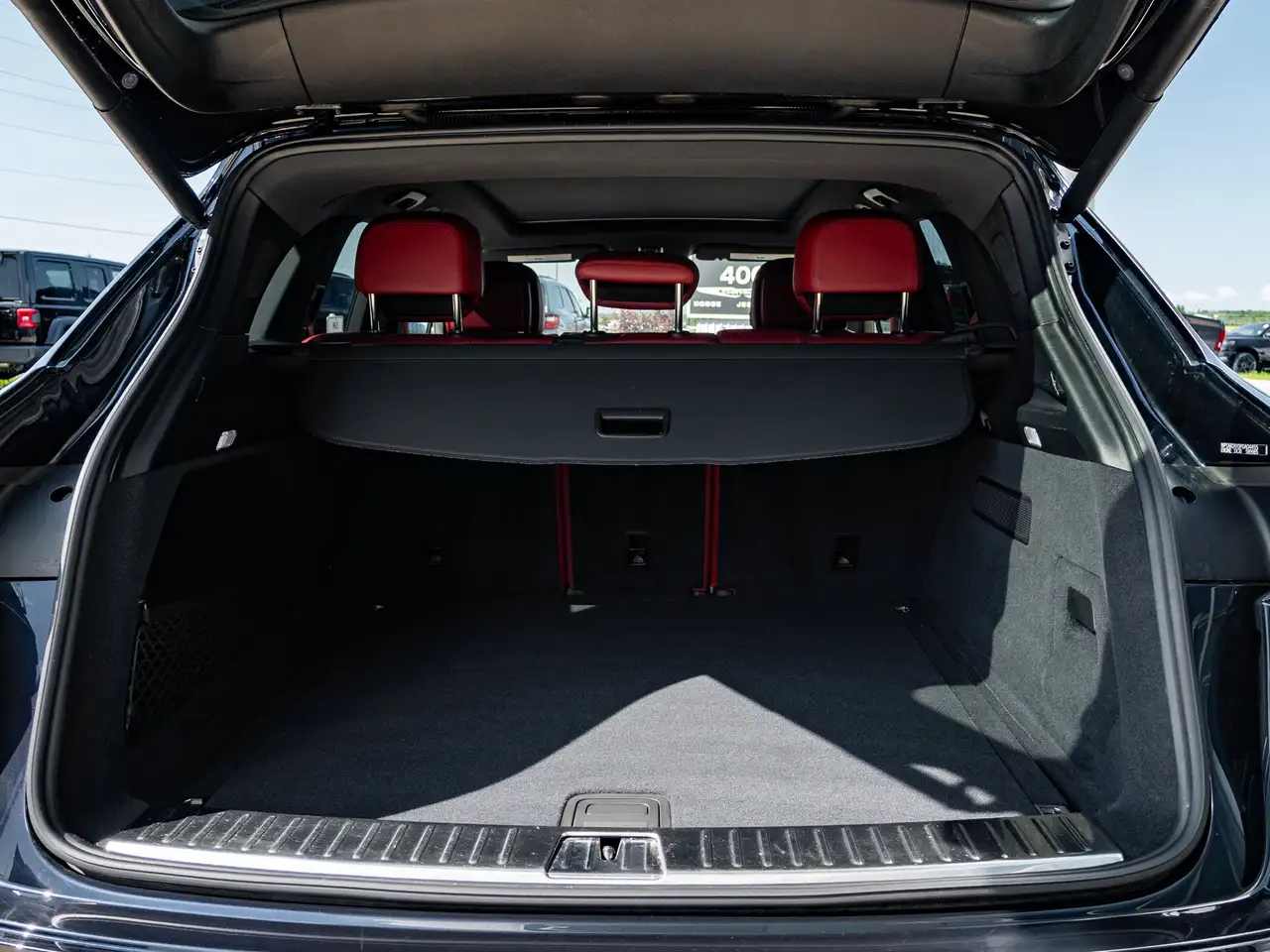 Porsche Cayenne - Image 9