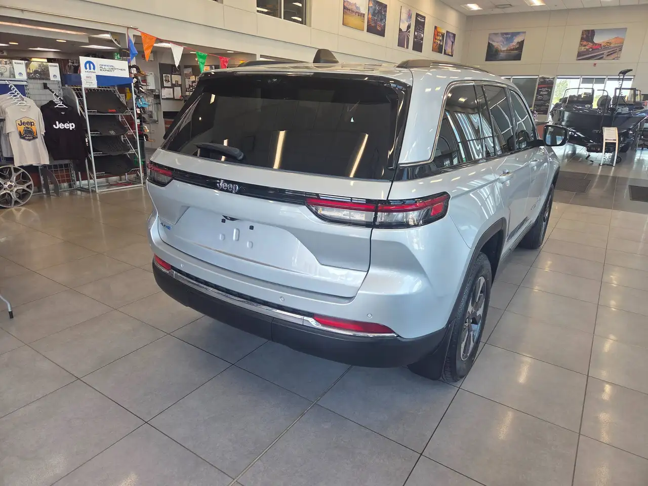 Jeep Grand Cherokee - Image 5