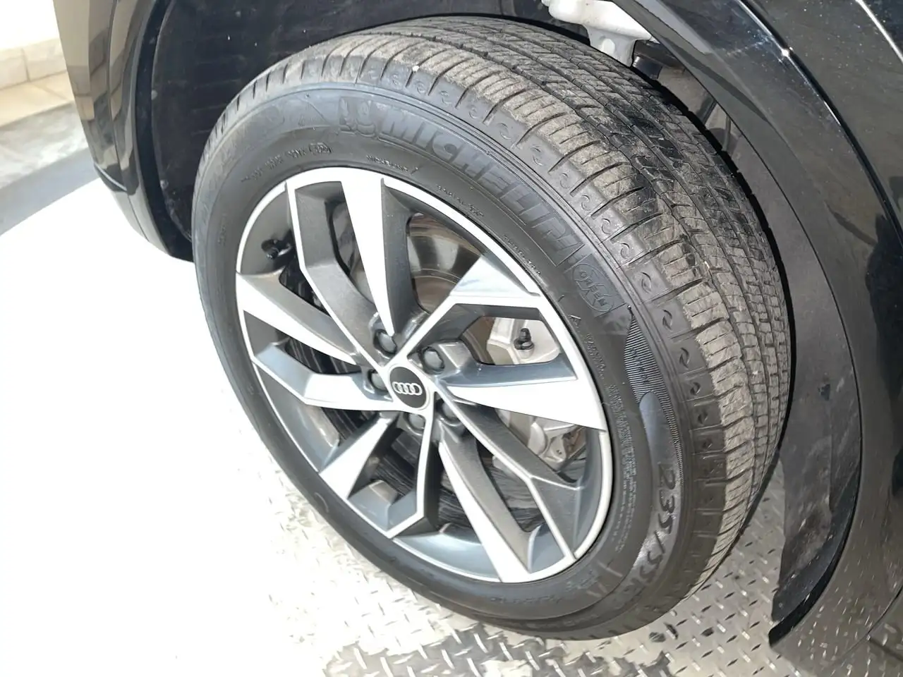 Audi Q5 - Image 18