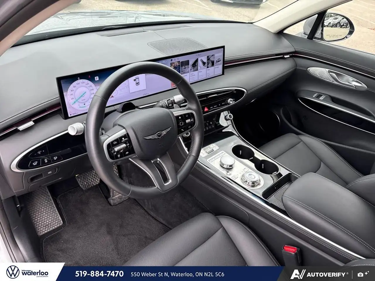 Genesis GV70 - Image 12
