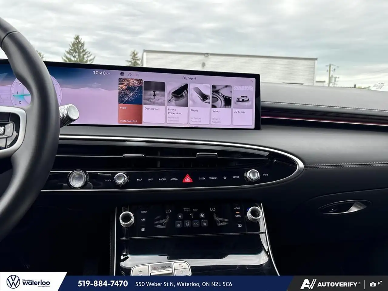 Genesis GV70 - Image 18