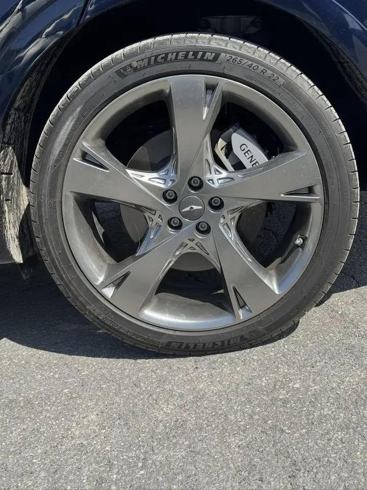 Genesis GV80 - Image 17