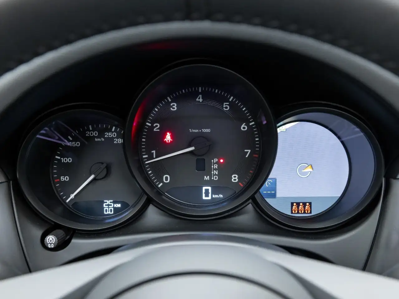 Porsche Macan - Image 15