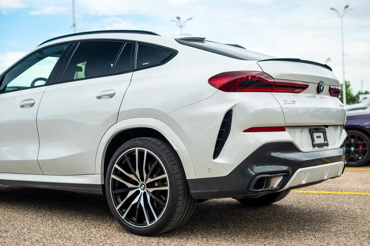 BMW X6 - Image 15