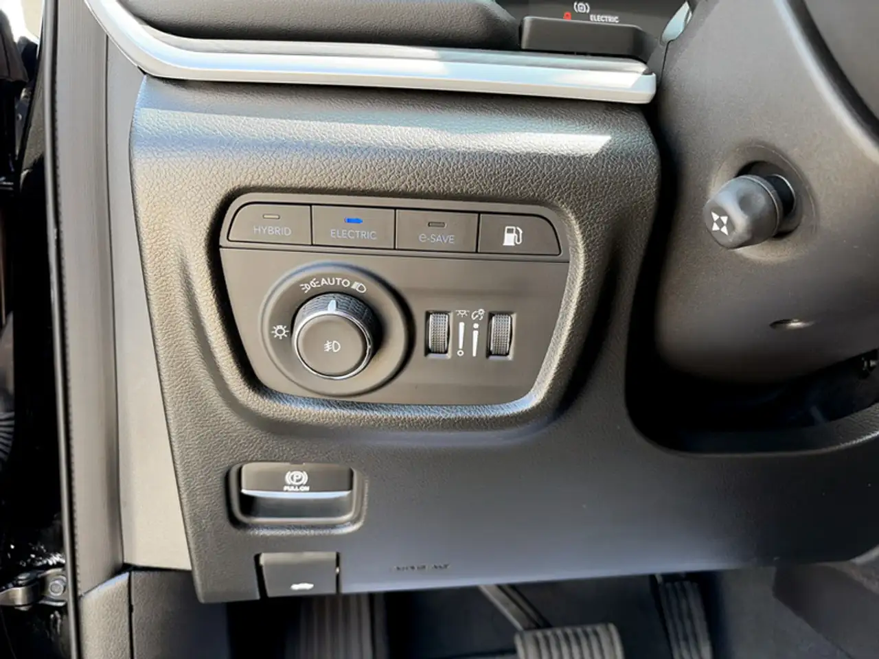 Jeep Grand Cherokee - Image 36