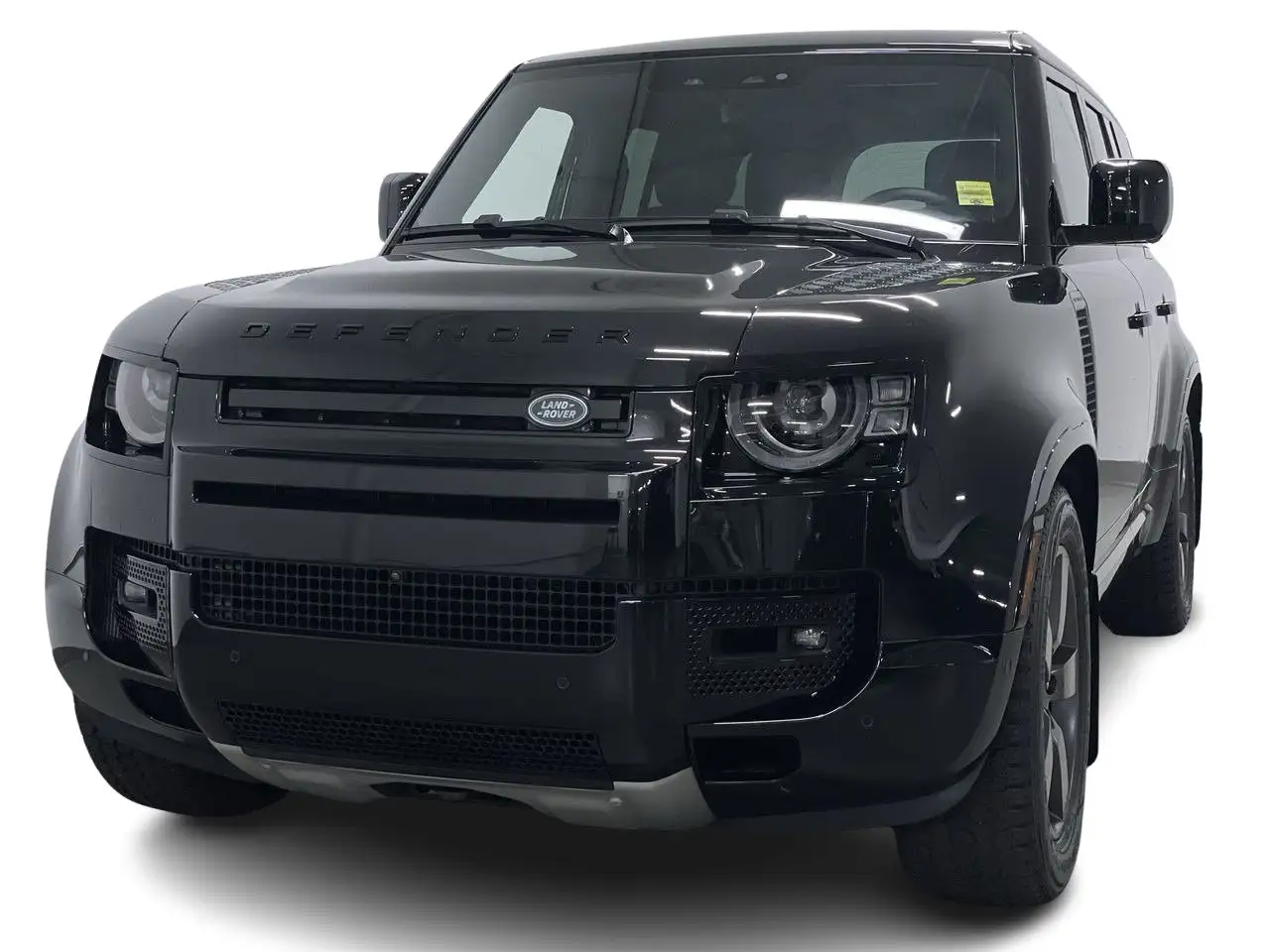 Land Rover Defender - Image 4