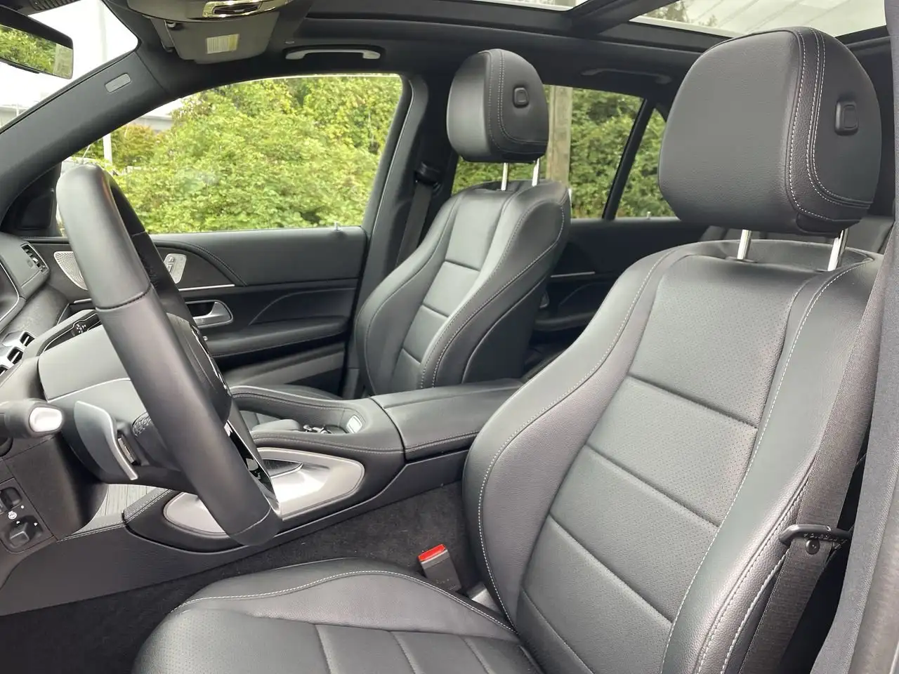 Mercedes-Benz GLE - Image 19