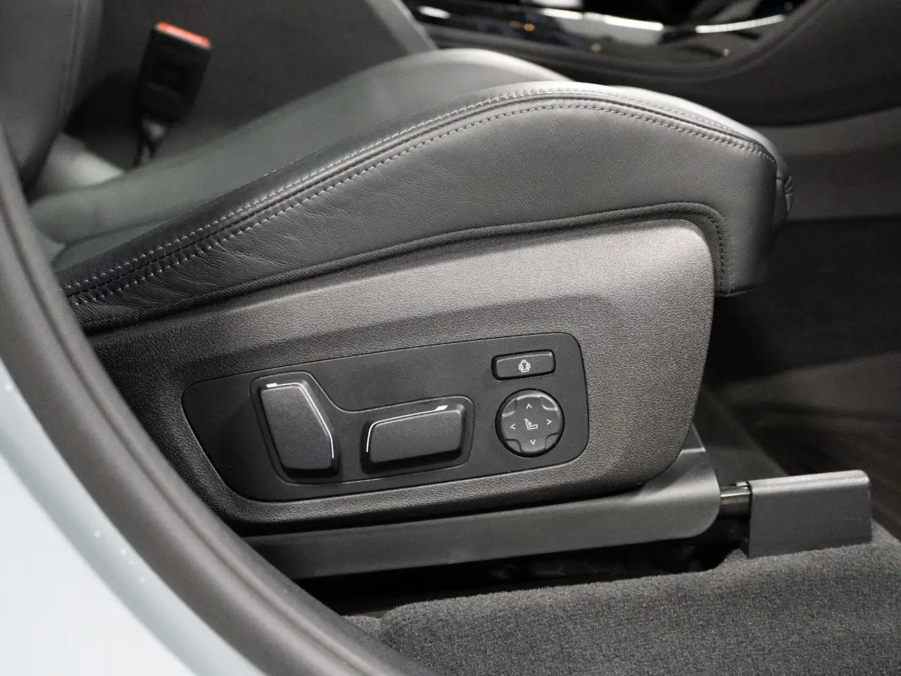 BMW X3 M - Image 21